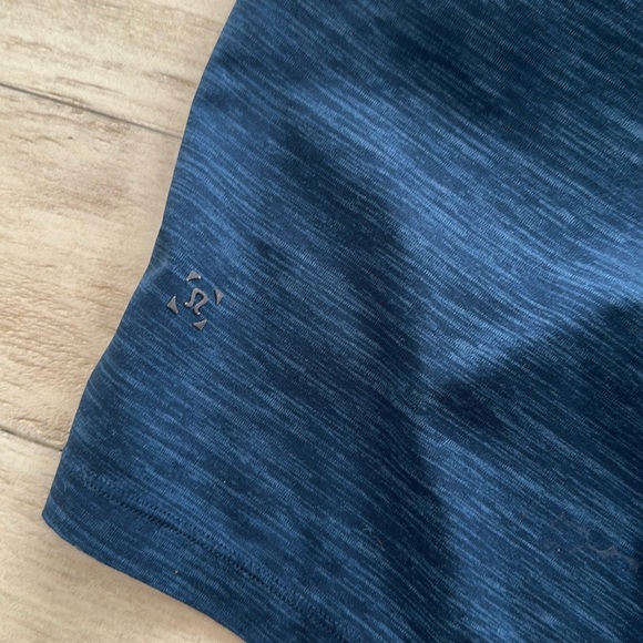 Lululemon T.H.E. Short 9" *Liner
Heather Allover Iron Blue True Navy XL - Picture 7 of 7